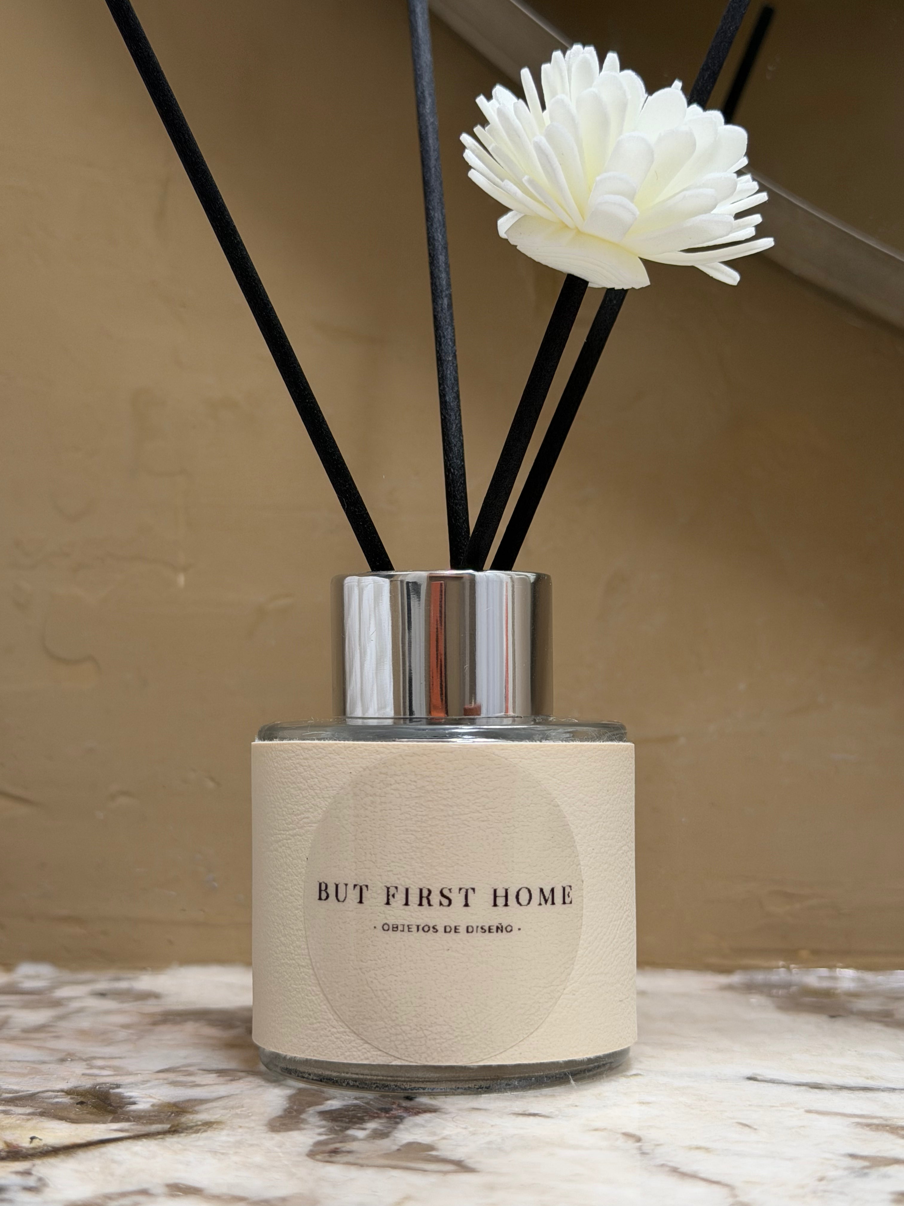 Aromatizador Lily con Varillas | 15% OFF